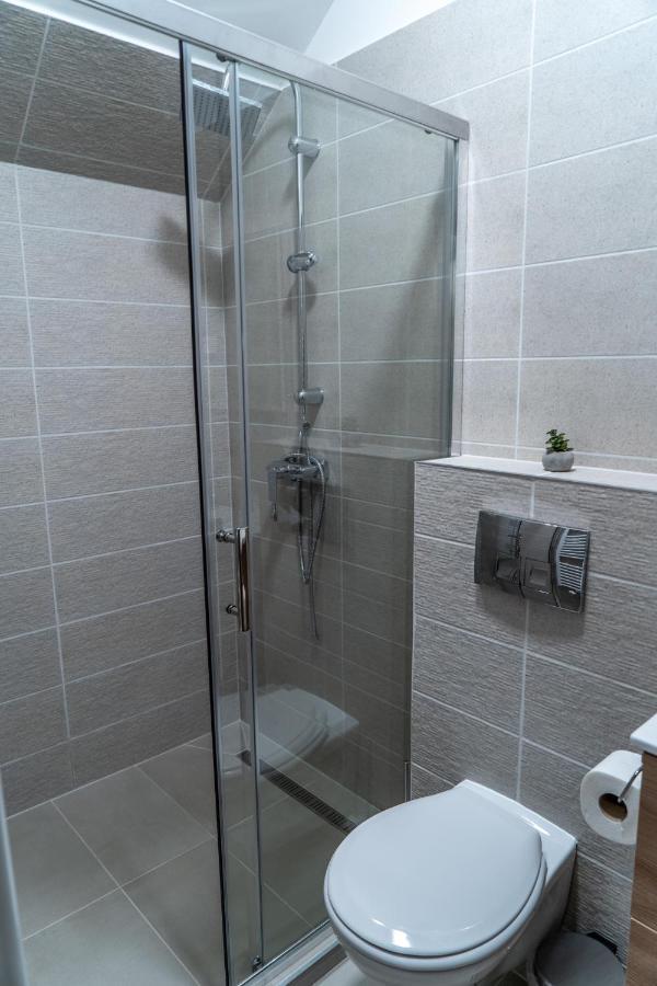 Rozsa Etterem & Panzio Bed & Breakfast Печ Екстериор снимка